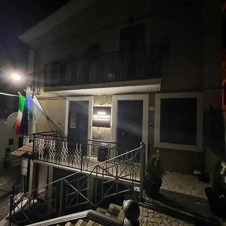 Castel Di Sangro Suite Apartment كاستل دي سانجرو