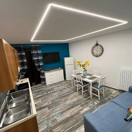 Castel Di Sangro Suite Apartment