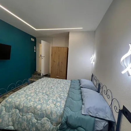 Castel Di Sangro Suite Apartment Semesterbostad