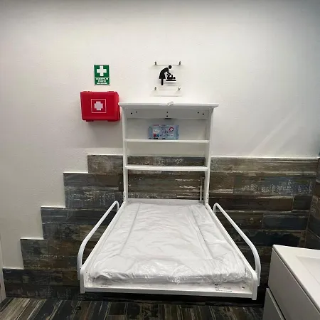 Castel Di Sangro Suite Apartment بيت للعطل كاستل دي سانجرو