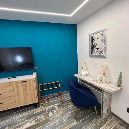 Casa de Férias Castel Di Sangro Suite Apartment