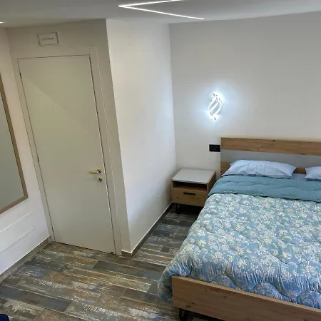 Castel Di Sangro Suite Apartment * Castel Di Sangro