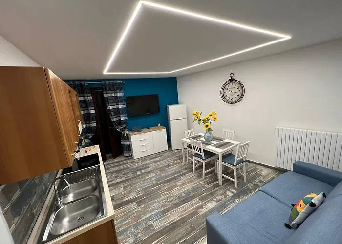 Castel Di Sangro Suite Apartment